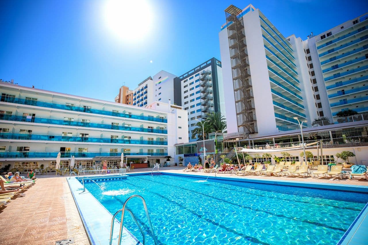 Servigroup Calypso Hotel