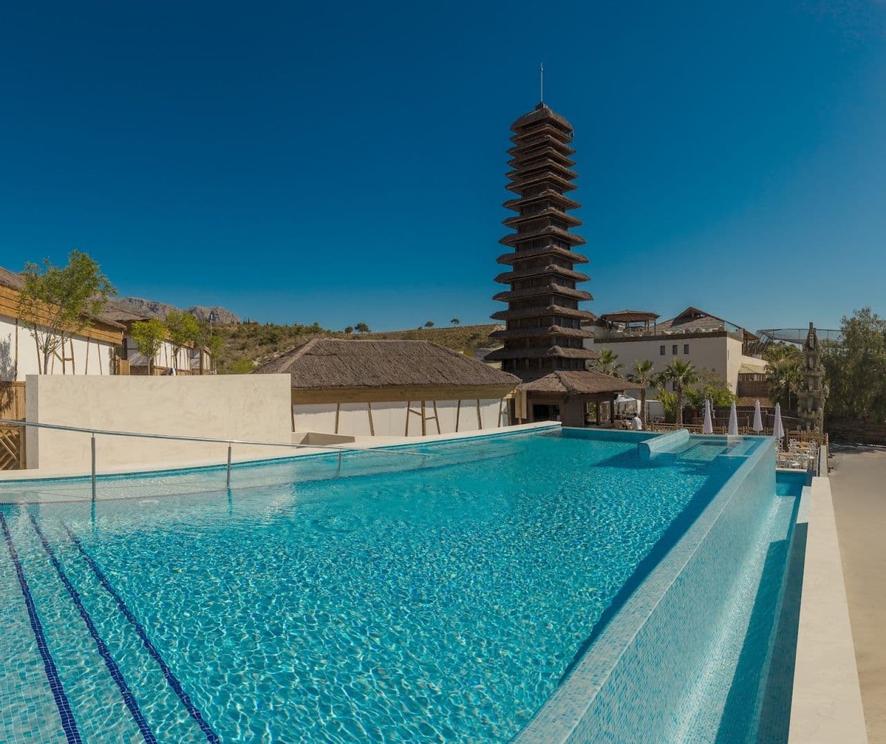 Magic Natura Animal, Water Park and Polynesian Lodge Resort Hotel